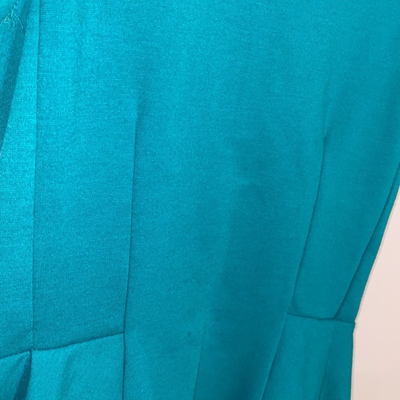 Turquoise Top - Picture 2 of 3